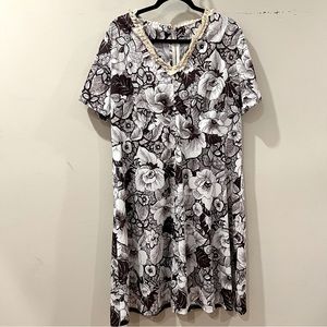 Vintage Volup 1960s Day Dress